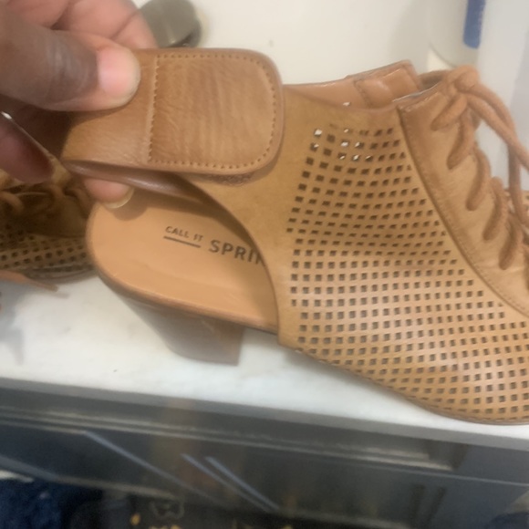 Call it spring shoes - Picture 7 of 10